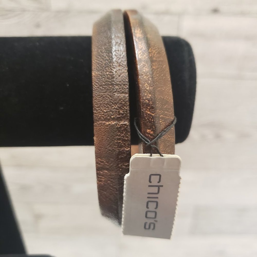 Chicos Wood Bangle Bracelet set of 2 Kerra Nosz wood look stackable one has tag